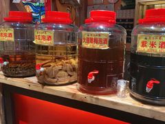 -老滇山寨•云南特色菜•地方菜•民族风情歌舞表演(金碧店)