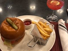 -WOLFGANG PUCK KITCHEN & BAR(迪士尼小镇店)