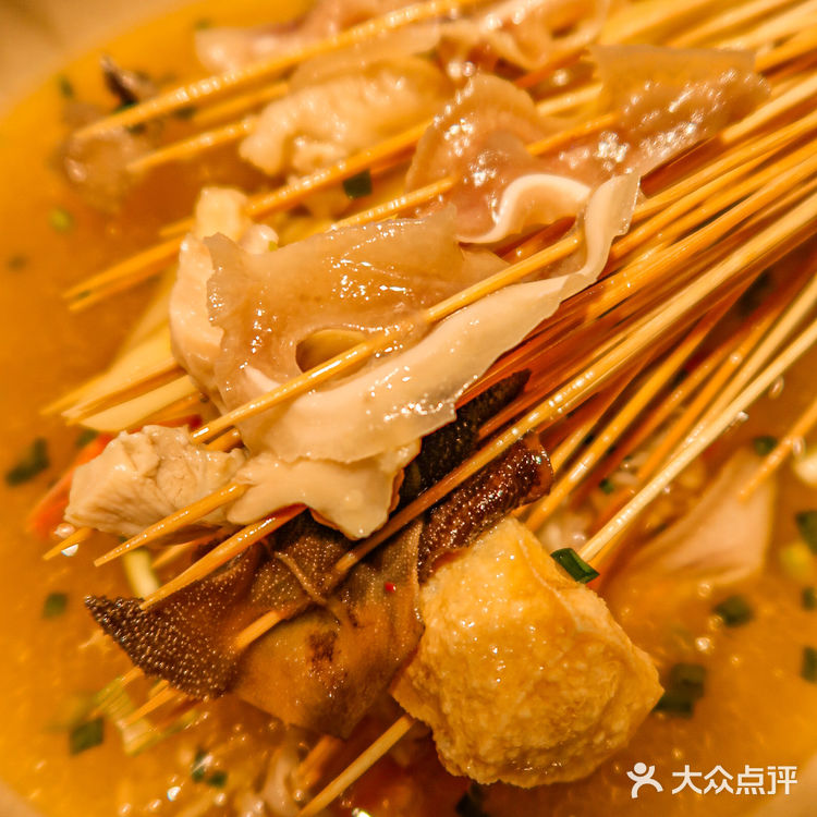 重庆最便宜的钵钵鸡!0.7元一串!人均20+