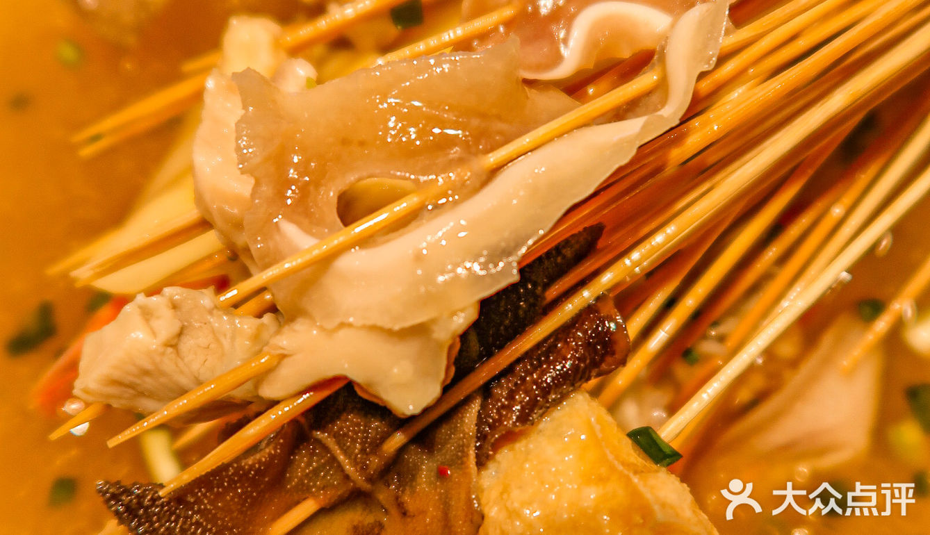 重庆最便宜的钵钵鸡！0.7元一串！人均20+ 