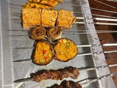 -三个大叔烤羊肉串·炭炉砂锅菜(西三旗店)