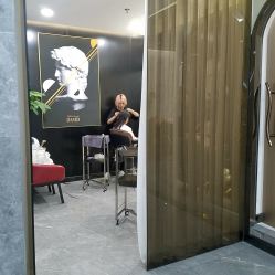 -AYO SALON