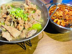 -肖四女乐山跷脚牛肉(南汇大学城生活广场店)