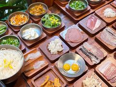 -银米·云南传统过桥米线(双廊黑金冠店)