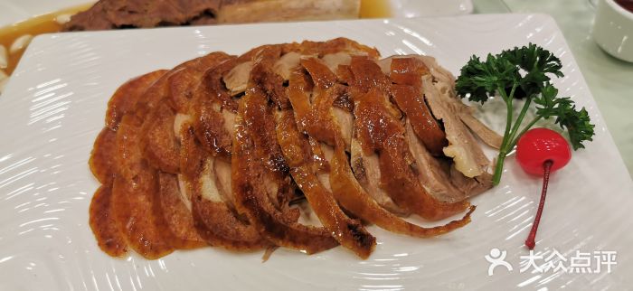 东四民芳餐厅(朝阳门总店)精品烤鸭图片