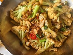 -莲餐厅·湖北菜·潜江小龙虾店(愚园路店)