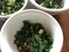 -黄利砖万峰林布依特色酸笋牛肉馆