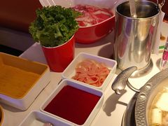 -李姑婆鲜切牛肉火锅自助(凤城二路店)