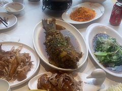 -梅利汴京烤鸭•开封豫菜地标店(晋安路店)