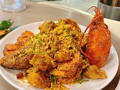 波斯顿龙虾-日进一片海.生腌海鲜火锅.宵夜烧烤(三里屯总店)