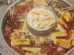 -杨肥肠火锅大排档(火车站花园店)