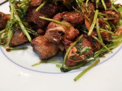 香菜炒排骨-老街烧烤·四方路小烤肉(书院路店)