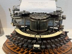 -陆汉斌打字机博物馆