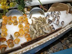 -领鲜活海鲜榴莲自助火锅(东门店)