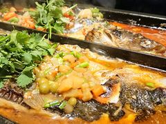 湄公鱼-茅炒屋龙虾·烧烤·湘菜(新河路店)