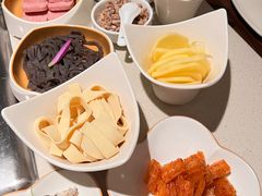 -海底捞火锅鲜切牛肉主题店(长寿路店)