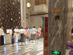 -弘安丽水温泉酒店