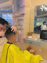 点击看大图 -Oh my head 儿童理发(丹尼斯大卫城店)