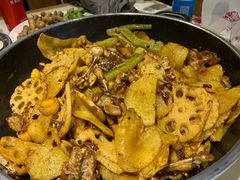 干锅牛蛙-蛙蛙叫干锅年代(簋街总店)