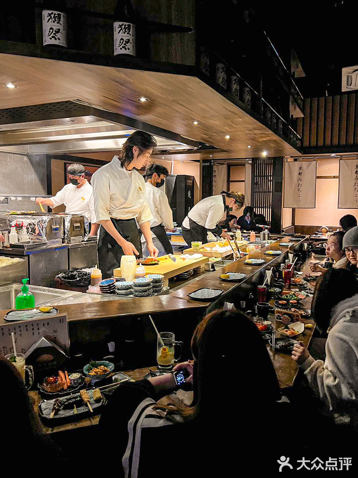 在魔都烧鸟店遇到我的crush！帅我一脸