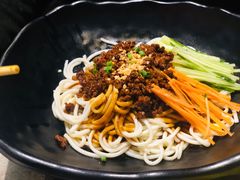 -三人行骨头王火锅(长寿店)