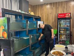 -品鲜村农家菜·阳澄湖大闸蟹(总店)