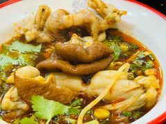 特色肥肠-烧哥美蛙肥肠鱼火锅·十五年社区店