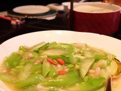 小嫩豆丝瓜配虾仁-秀儿四九城·新京菜(亚运村鸟巢店)