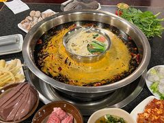 -邓莽子老火锅(中兴路总店)