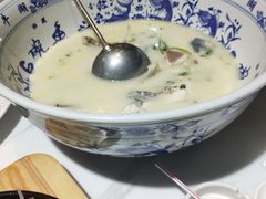 -南京金牛湖巨碗鱼头