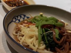 -江城小馆陕南妈妈菜·全球旅行餐厅(钟楼店)