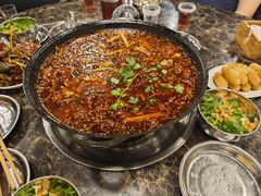 -鸿顺老铁锅美蛙鱼府(解放碑店)