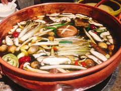 -三人行骨头王火锅(长寿店)