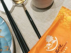-品悦酒店(三林古镇店)