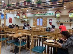 大堂-小木屋拌饭(鞍山景子街小商品城店)