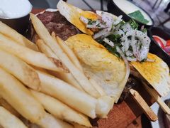 -ELI FALAFEL Lebanese&Mediterranean黎巴嫩美食(富城路店)