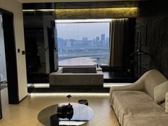 -Yolo私汤温泉设计师酒店(重庆南滨路店)