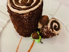 招牌树根蛋糕-莫斯科餐厅