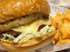 -The Habit Burger Grill 哈比特汉堡(爱琴海店)