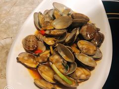 -沪小胖小龙虾(淮海中路旗舰店)