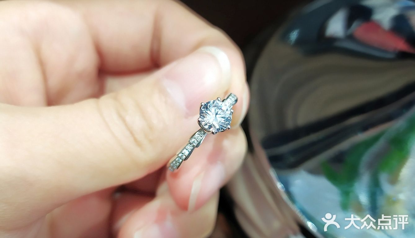 超精致的70分钻戒  我爱❤
