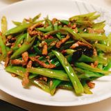 绿油油的下饭菜 · 四季豆炒肉