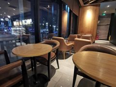 大堂-星巴克臻选(莘庄仲盛店)