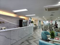 -米娜护肤造型