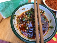-拈签一笑黄牛肉辣卤串串