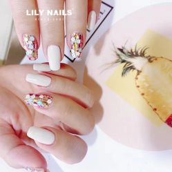 -LILY NAILS美甲美睫