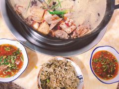 -石灰市毛记烧鸡公(解放碑店)