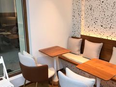 -Line 咖啡(石厦花园店)