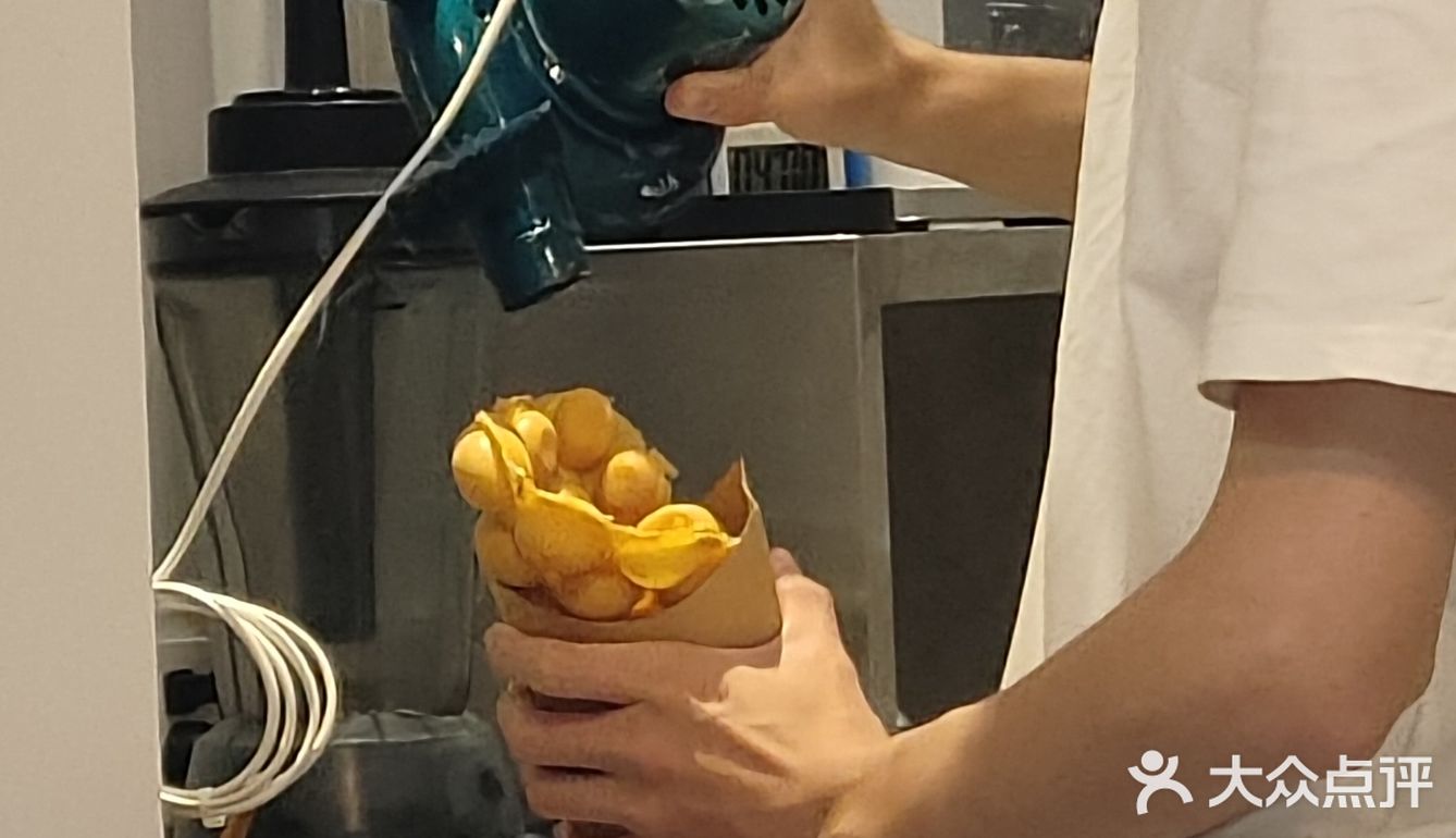 非常宝藏的奶茶店！还有鸡蛋仔卖哦~