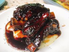 糖醋西班牙黑毛猪排骨-La Maison 夜来香(进贤路店)